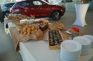 Фуршет для бренда Nissan, по заказу event-агентства Д.Миронова, август 2017