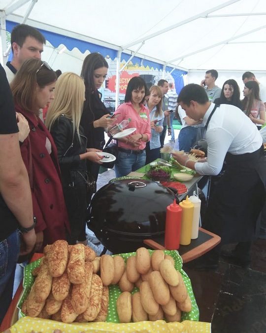 Пикник в честь Дня Строителя, 350 гостей, август 2019
