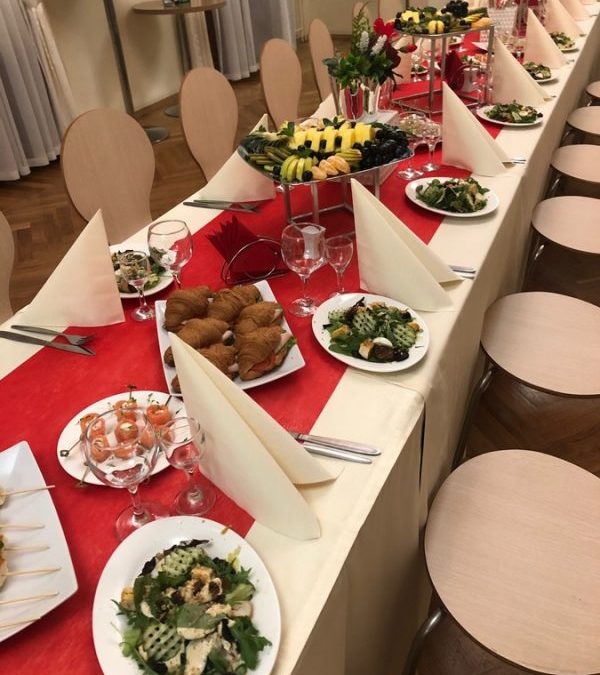 Банкет на юбилей руководителя школы, октябрь 2019
