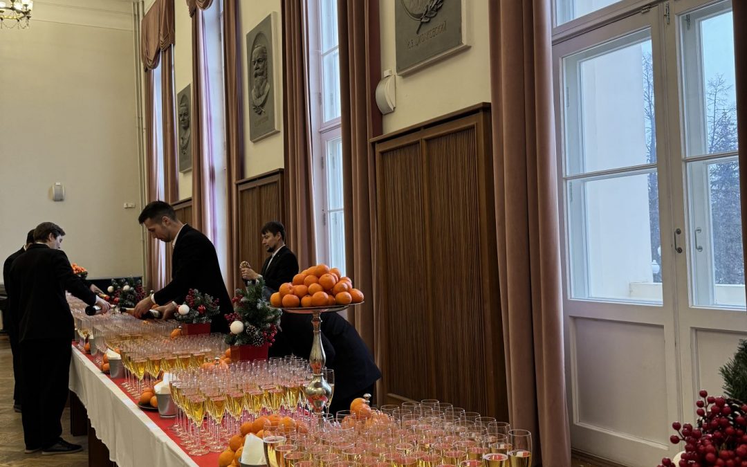 Фуршет приветственный новогодний на встрече гостей для коллектива КАПО им.Горбунова, декабрь 2024