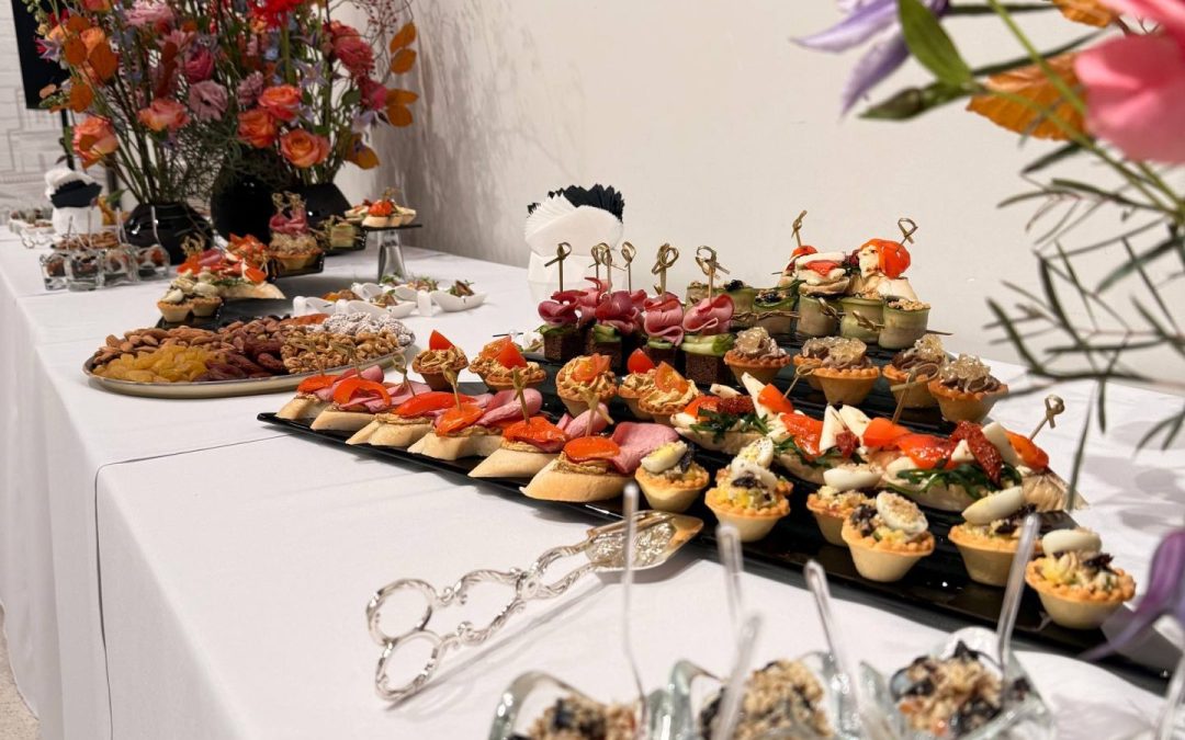 Фуршет welcome на открытии выставки с участием Раиса РТ в Казанском Кремле, декабрь 2025