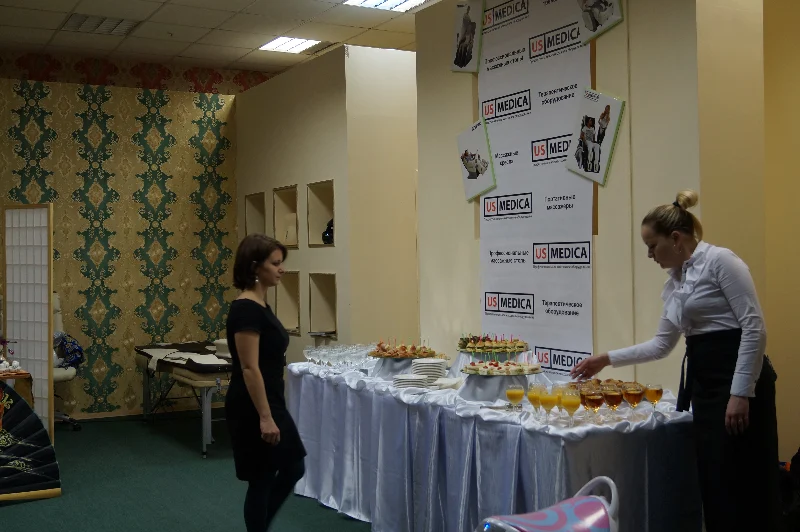Фуршет для гостей компании US MEDICA, апрель 2013