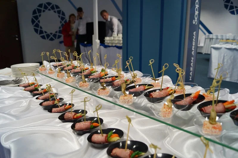 Фуршет для VIP гостей Фестиваля «Молодые и Успешные», июнь 2014