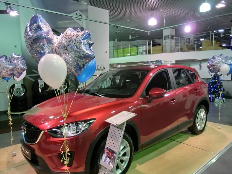 Фуршет на презентации Mazda, CX-5, декабрь 2011